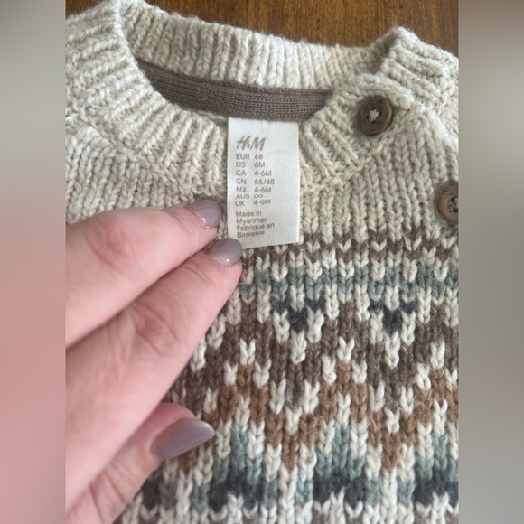 H&M Cozy Knit Sweater with Pattern 6 Months - Picture 4 of 5